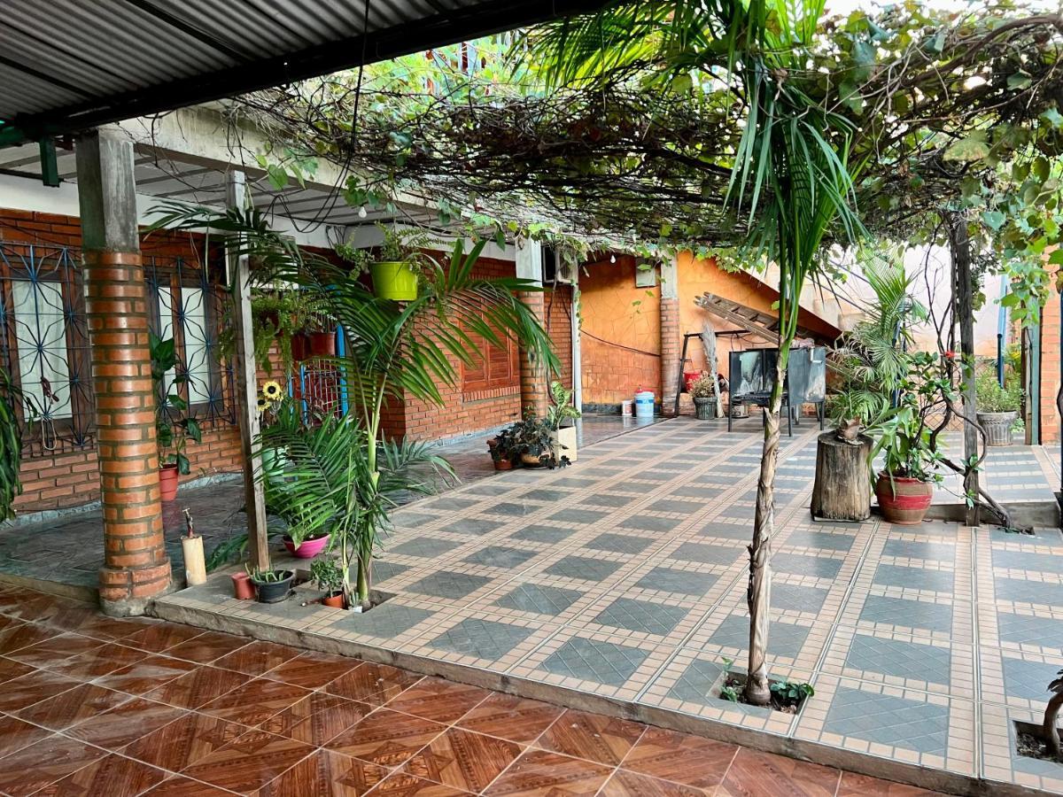 Apart Nicolas Puerto Iguazu Exterior photo